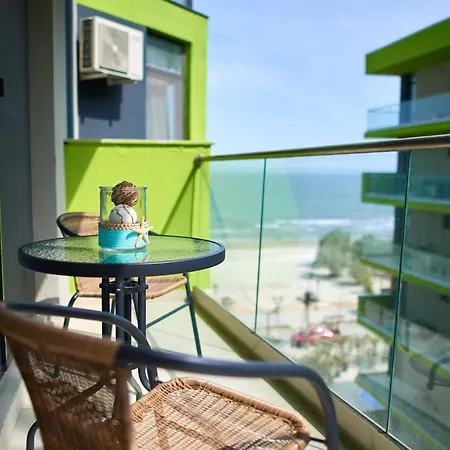 Alezzi Seaside 2 Apartment *